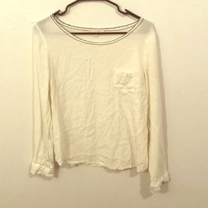 ❌sold❌ White Blouse with Scalloped Neckline